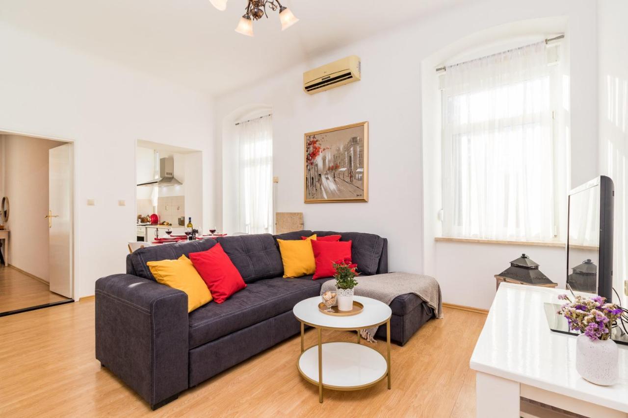 Apartman Lussi Πούλα Εξωτερικό φωτογραφία