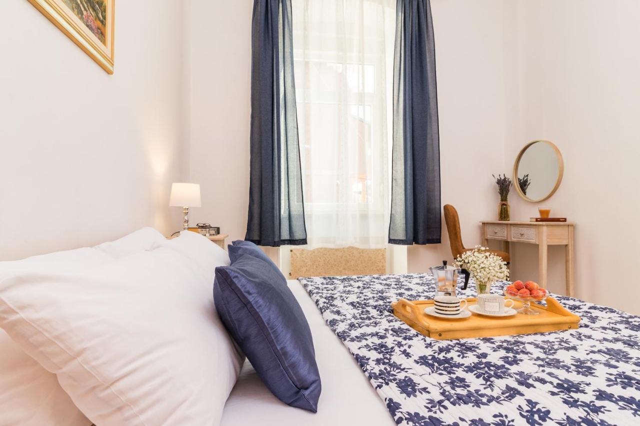 Apartman Lussi Πούλα Εξωτερικό φωτογραφία