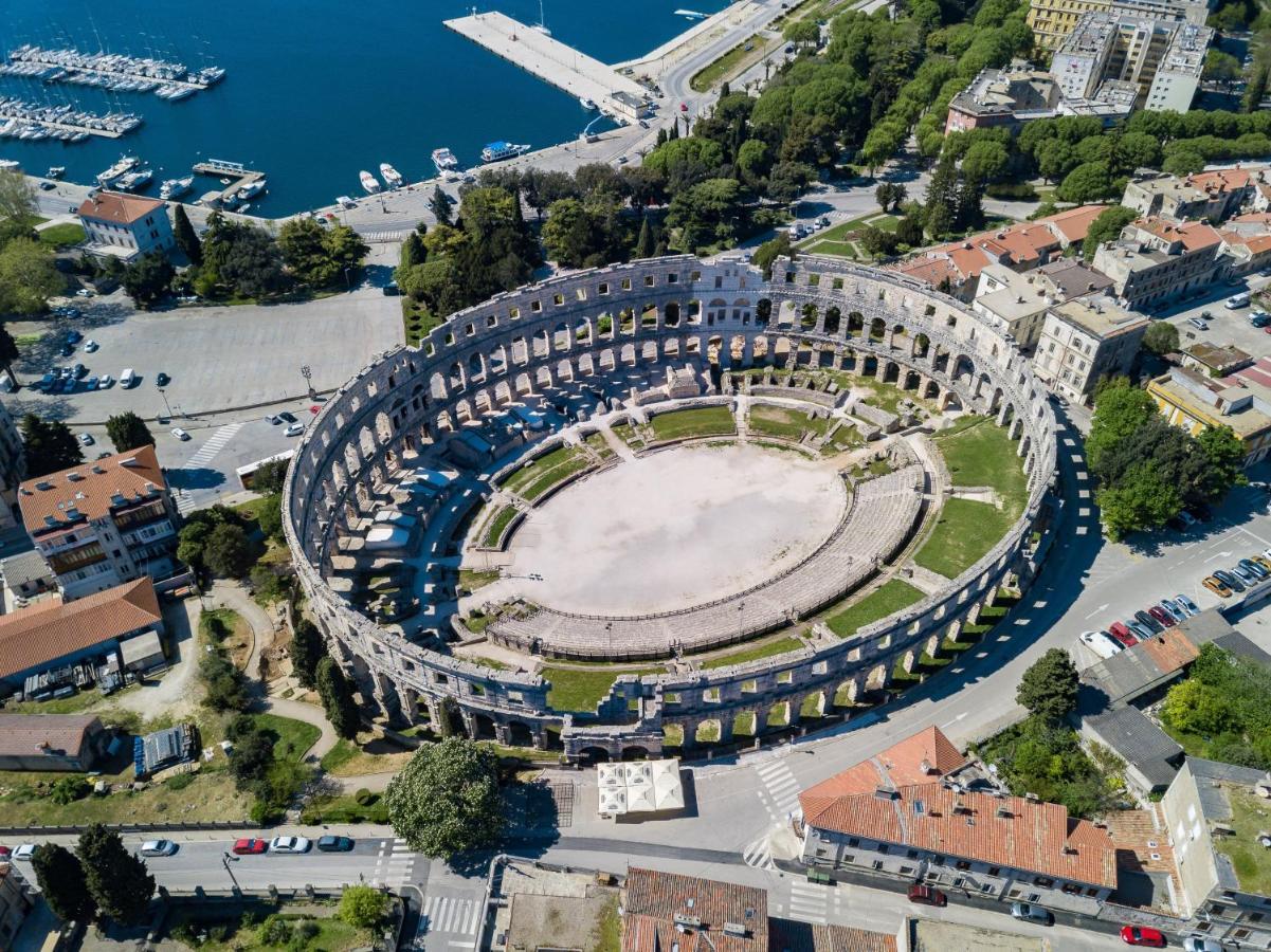 Apartman Lussi Πούλα Εξωτερικό φωτογραφία