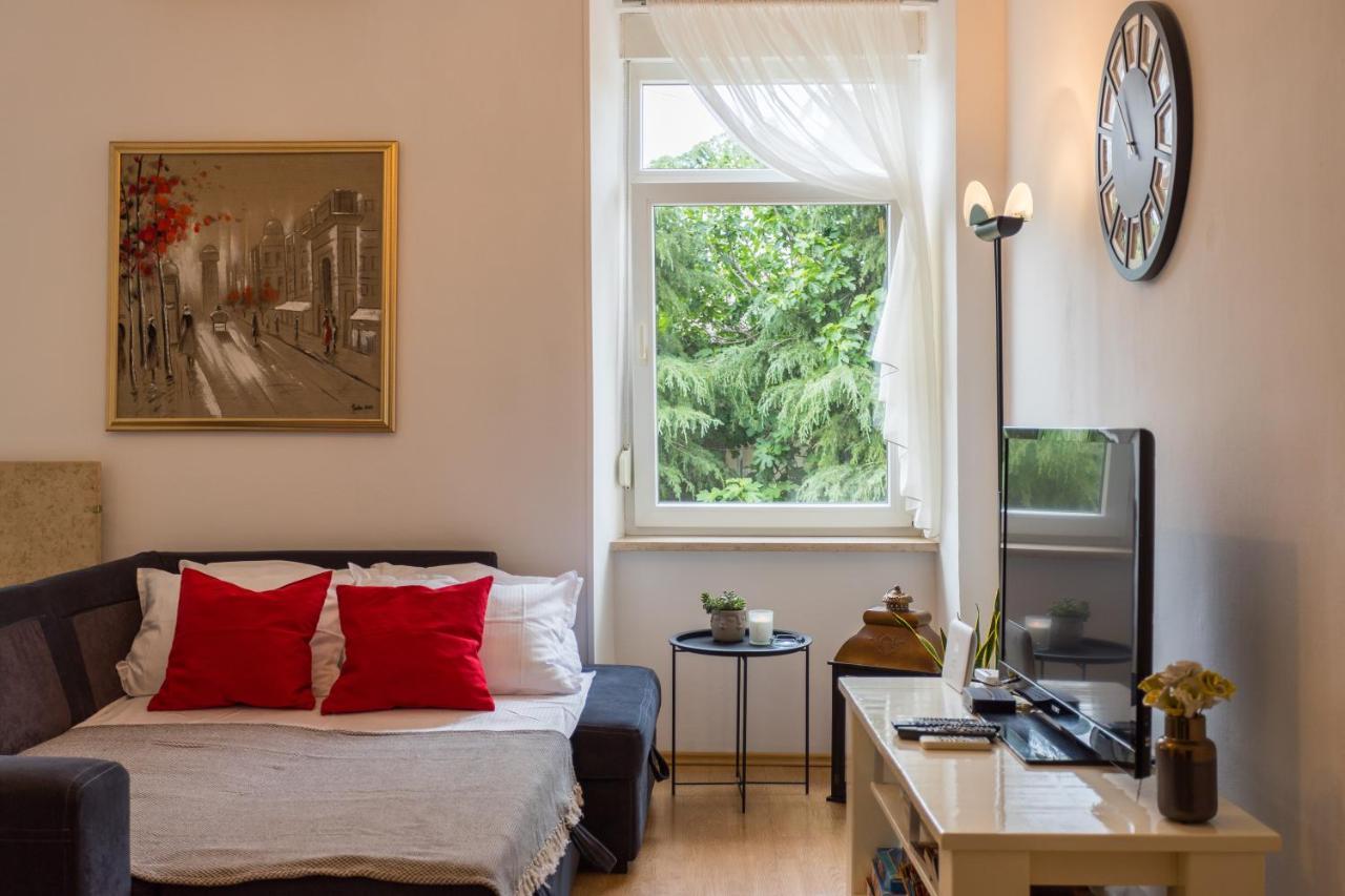Apartman Lussi Πούλα Εξωτερικό φωτογραφία